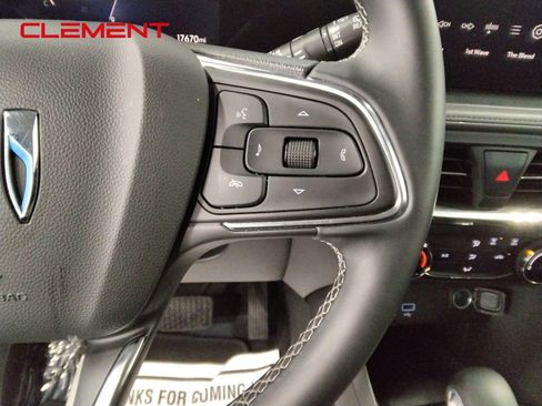 Used 2025 Buick Encore GX Preferred image 14