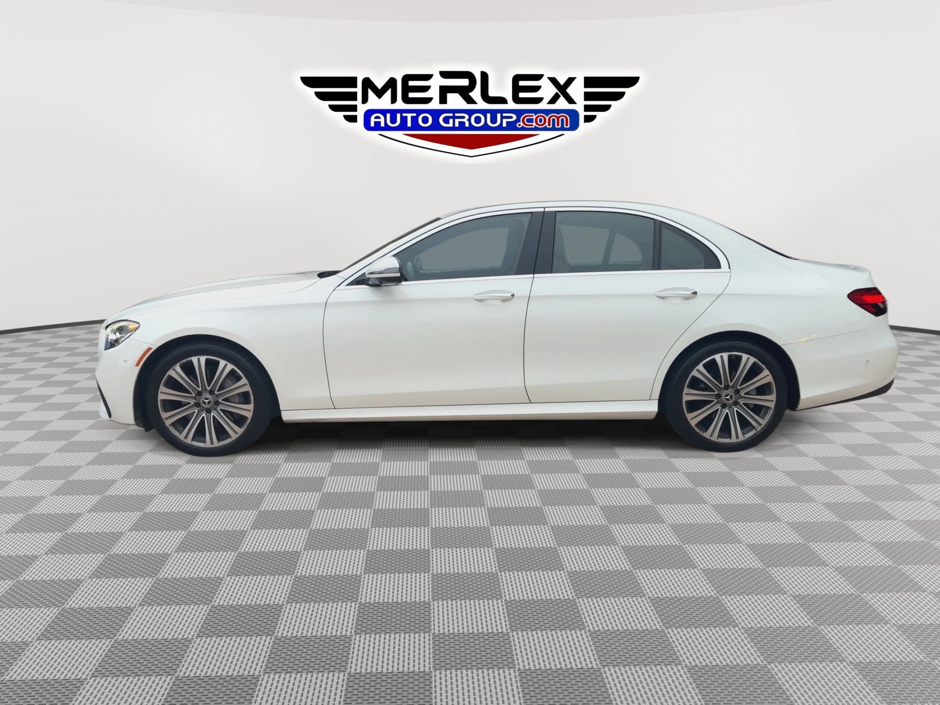 Used 2021 Mercedes-Benz E 350 Sedan image 5