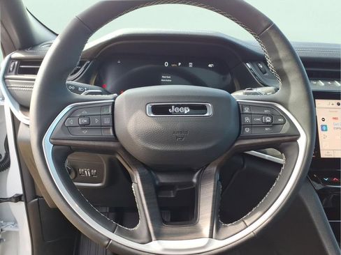 New 2026 Jeep Grand Cherokee Altitude AWD/4WD image 23