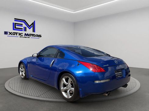 Used 2006 Nissan 350Z Touring w/ (N93) Cargo Convenience Pkg RWD image 3