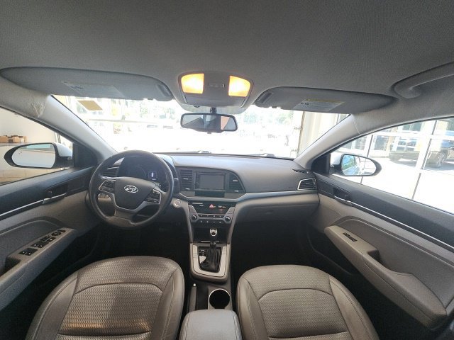 Used 2017 Hyundai Elantra Limited FWD image 23