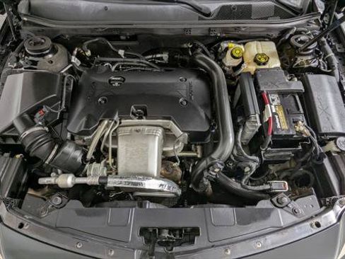 Used 2017 Buick Regal Sport Touring FWD image 26