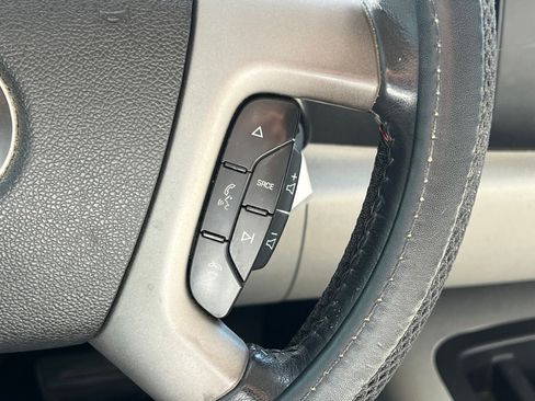 Used 2009 Chevrolet Silverado 1500 LT w/ Texas Edition RWD image 27