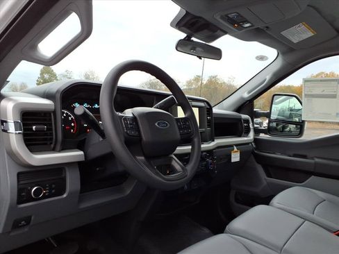 New 2026 Ford F350 XL w/ FX4 Off-Road Package image 9