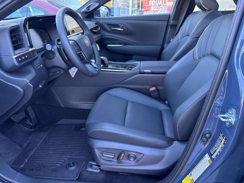 New 2026 Toyota Crown Signia AWD/4WD image 3