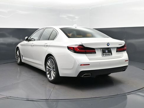 Certified 2023 BMW 530i w/ Convenience Package RWD image 5