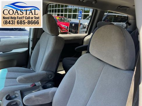 Used 2006 Kia Sedona LX FWD image 9