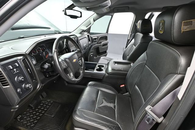 Used 2016 Chevrolet Silverado 1500 LTZ Z71 w/ LTZ Plus Package AWD/4WD image 17
