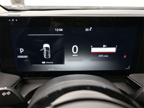 Used 2025 Nissan Kicks SR image 10