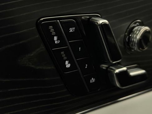 Used 2024 Cadillac Lyriq Sport RWD image 21