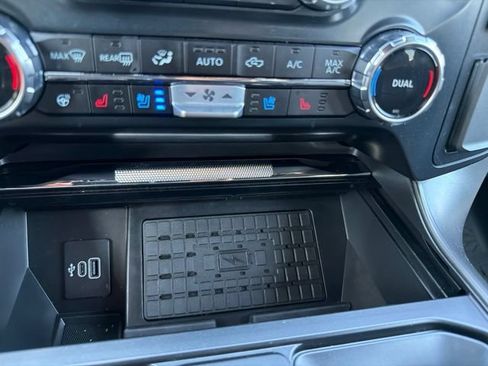 Used 2025 Ford F150 Lariat w/ Equipment Group 502A High AWD/4WD image 25