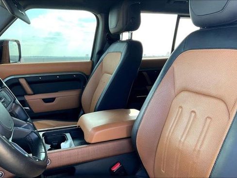 Used 2020 Land Rover Defender 110 X image 30