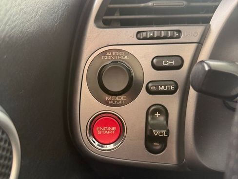 Used 2002 Honda S2000 image 24