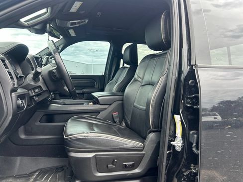 Used 2022 RAM 2500 Limited AWD/4WD image 4