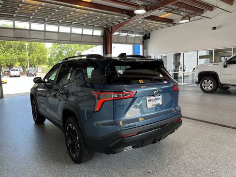 New 2026 Chevrolet Equinox RS FWD image 6