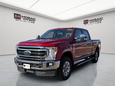 Used 2021 Ford F350 Lariat w/ Chrome Package image 3
