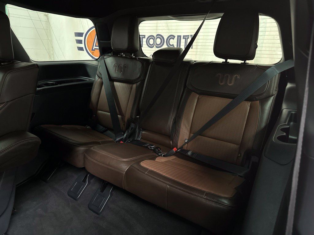 Used 2025 Ford Expedition King Ranch AWD/4WD image 23