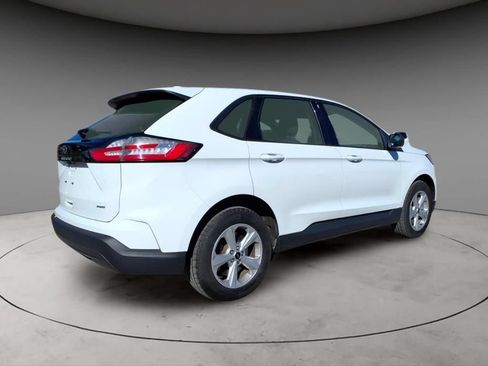 Used 2024 Ford Edge SE AWD/4WD image 9