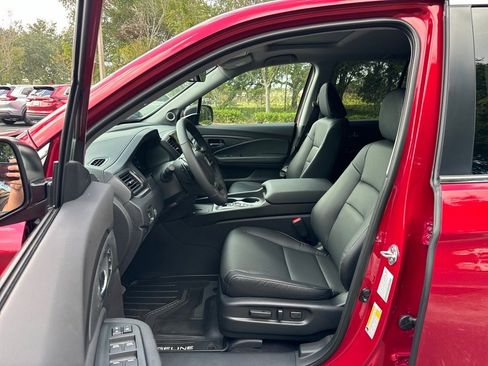 Certified 2025 Honda Ridgeline RTL image 17
