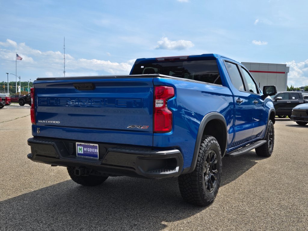 Used 2022 Chevrolet Silverado 1500 ZR2 w/ Technology Package AWD/4WD image 6