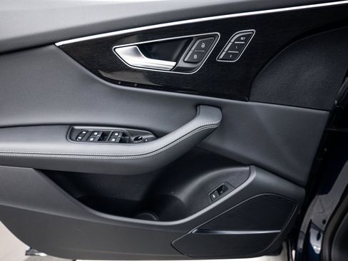 New 2026 Audi Q8 Premium Plus image 14