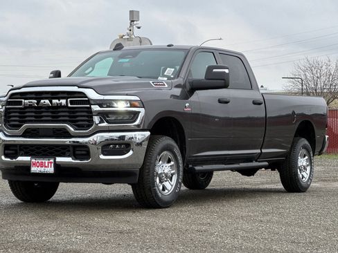 New 2026 RAM 2500 Tradesman image 7