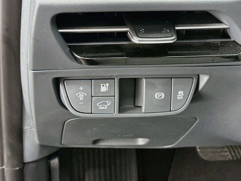 Used 2024 Kia EV6 Wind AWD/4WD image 17