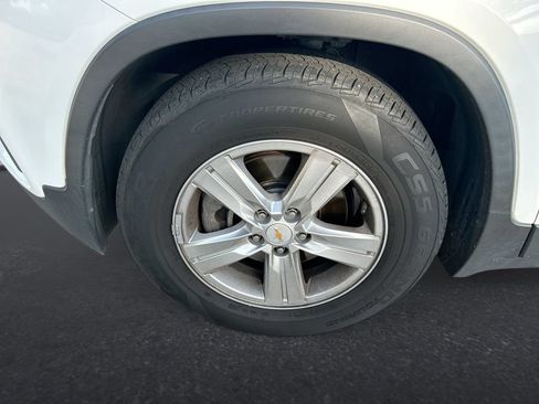 Used 2019 Chevrolet Trax LT w/ LT Convenience Package FWD image 10