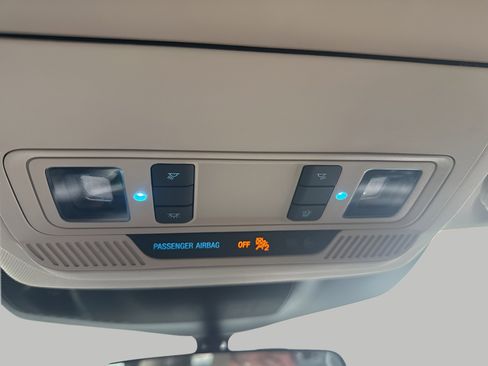 Used 2020 Ford Explorer XLT w/ Equipment Group 202A image 49