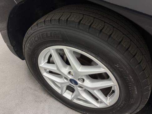 Used 2022 Ford Edge SEL w/ Convenience Package image 10