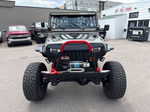 Used 1989 Jeep Wrangler Sahara AWD/4WD image 2