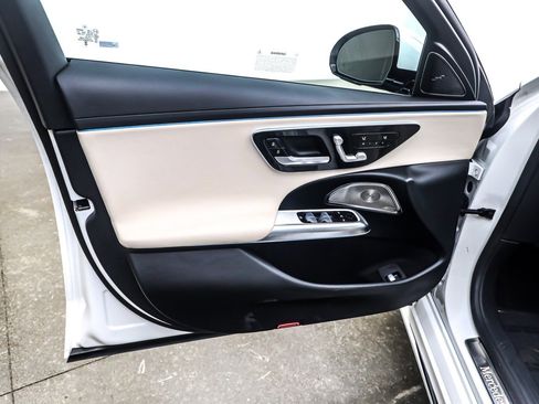 Certified 2024 Mercedes-Benz E 350 4MATIC Sedan image 23