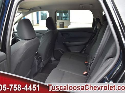 Used 2024 Nissan Rogue S AWD/4WD image 19
