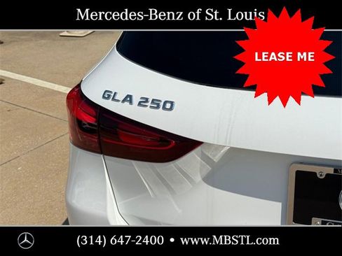 Certified 2025 Mercedes-Benz GLA 250 4MATIC image 4