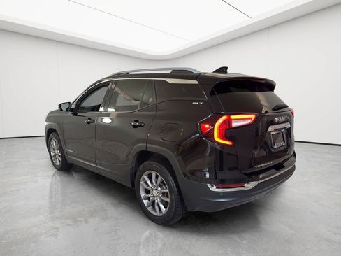 Used 2022 GMC Terrain SLT w/ Infotainment Package II AWD/4WD image 26