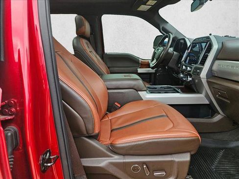 Used 2022 Ford F250 King Ranch w/ King Ranch Ultimate Package AWD/4WD image 18
