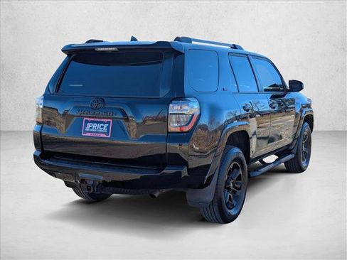 Used 2021 Toyota 4Runner SR5 image 5