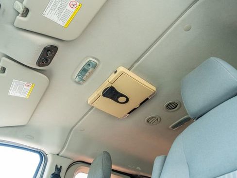 Used 2015 Ford Transit 350 XLT image 21