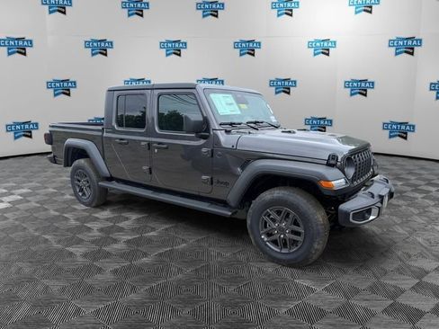 New 2026 Jeep Gladiator Sport AWD/4WD image 7
