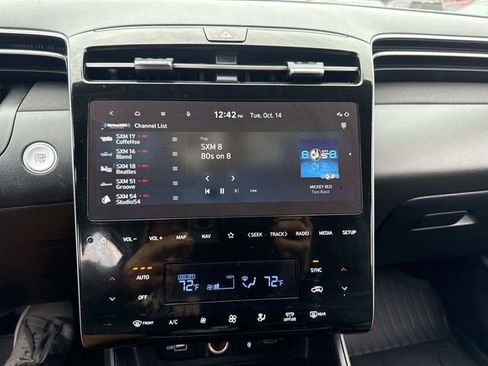 Certified 2023 Hyundai Tucson Limited w/ Winter Package image 24