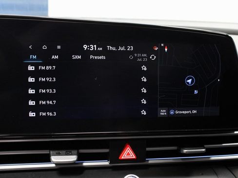 Used 2024 Hyundai Elantra SEL FWD image 4