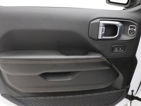 Used 2024 Jeep Wrangler Sahara w/ Technology Group image 21