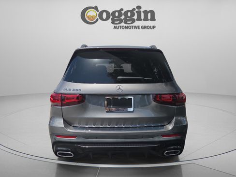 Certified 2023 Mercedes-Benz GLB 250 image 4