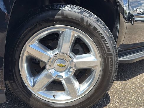 Used 2013 Chevrolet Avalanche LT w/ All-Star Edition RWD image 29