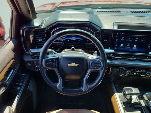Certified 2024 Chevrolet Silverado 1500 High Country w/ Technology Package AWD/4WD image 15
