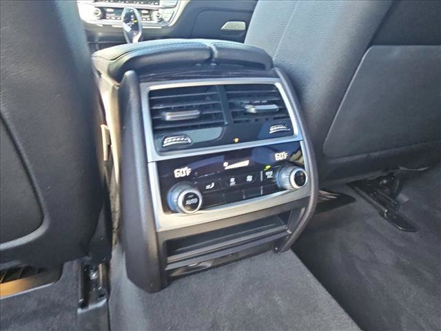 Used 2022 BMW 740i w/ M Sport Package RWD image 18