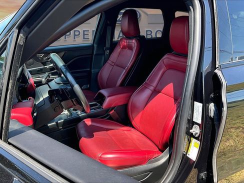 Used 2023 Lincoln Corsair Reserve w/ Equipment Group 201A AWD/4WD image 25