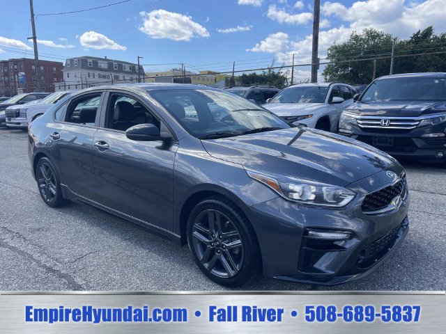 Used 2021 Kia Forte GT-Line w/ GT-Line Premium Package FWD image 2