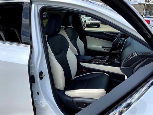 Used 2024 Lexus NX 250 FWD image 10