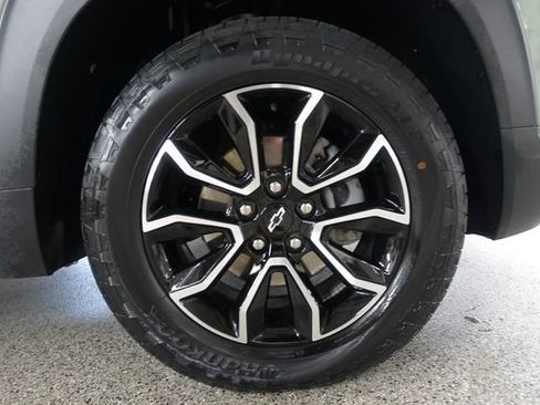 Used 2024 Chevrolet TrailBlazer ACTIV w/ Driver Confidence Package AWD/4WD image 25